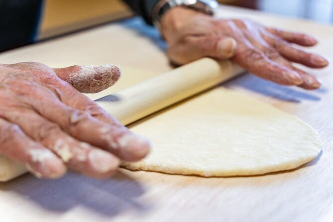 Sushi Cooking Class at Sushi Factory -KIWAMI- Mt.Fuji - What Happens in 1.5 Hours: A Workshop Flow