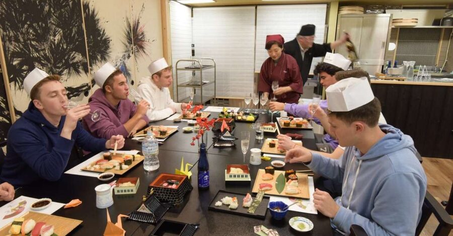 Sushi-Making Experience - Getting to Kikai Shinko Kaikan, right by Tokyo Tower