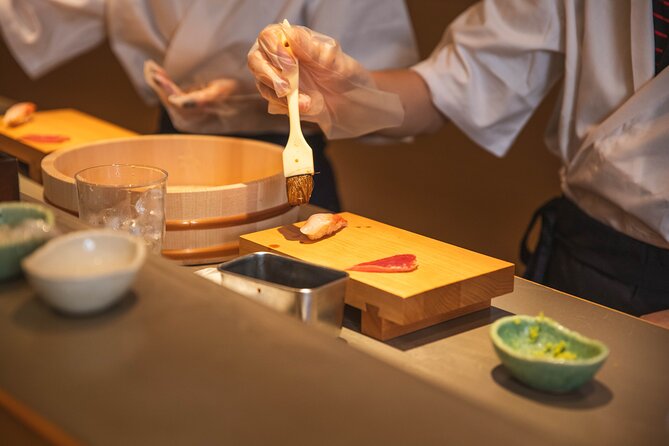 Sushi Making in Tokyo at a Michelin-Listed Restaurant - Tools, Costume, Souvenir: The “Keep It” Parts Are Actually Useful