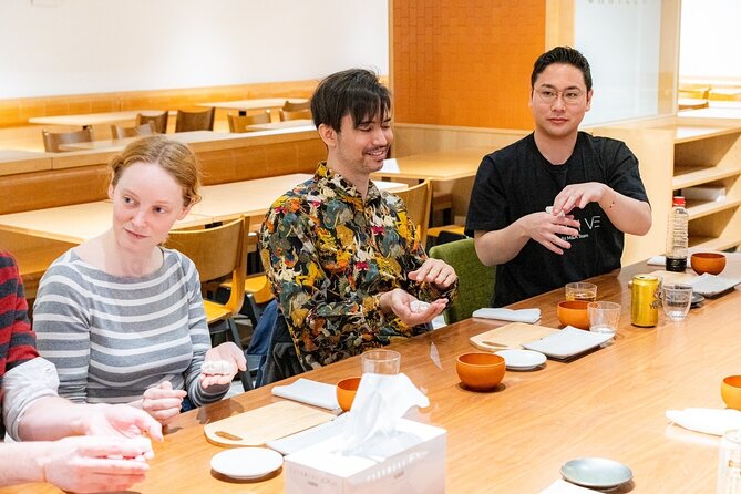 Taisho Sushi Making Class in Tokyo - Gunkan Lesson: Nori Sides, Rolling Tips, and a Fun Shape
