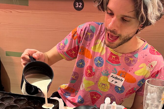 Takoyaki Party & Shinjuku Night Tour in Tokyo ※Unlimited Drinks - Entering the Kitchen: How the Takoyaki Party Actually Works