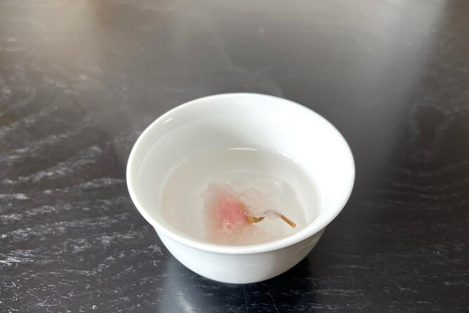 Tea Ceremony Workshop in Tokyo by the Experienced Instrucor - Chado 101: The 10-Minute Setup That Makes Everything Click