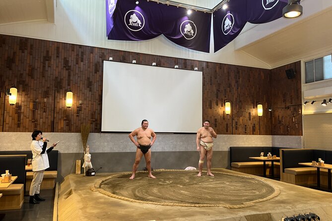 the SUMO show with Dinner - Ryogoku meeting point and timing: arriving before the 7:00 pm start