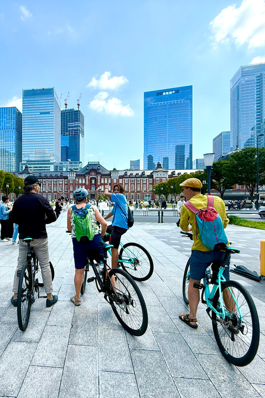 Tokyo: 3-Hour Bike or E-Bike City Highlights Tour - Groups, guide style, and what that means for your experience