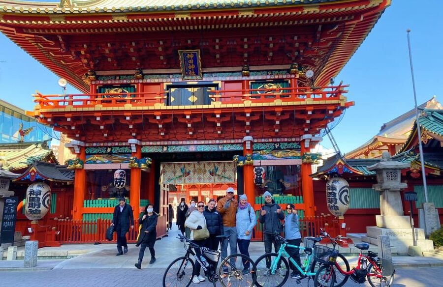 Tokyo: 3-Hour Bike or E-Bike Tour of City's Hidden Gems - Zojo-ji Temple and the Shiba Park Area: Starting With Old Tokyo Energy