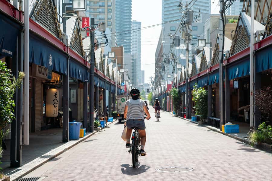 Tokyo: 3-hour Guided E-Bike Tour of the City's Hidden Gems - Gear, Meeting Time, and How the Tour Actually Starts