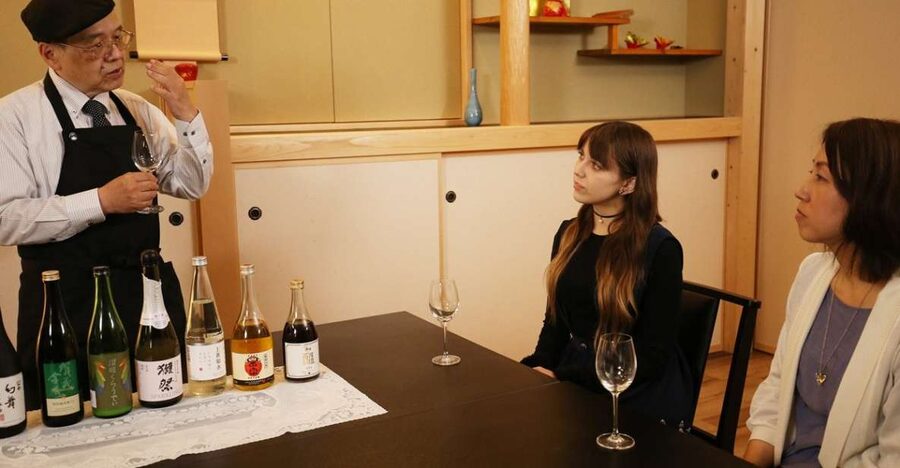 Tokyo: 7 Kinds of Sake Tasting with Japanese Food Pairings - What happens during the 75 minutes (and how the format helps you learn)