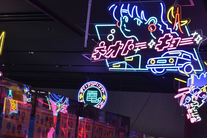 Tokyo After Dark Shinjuku Tour of Tradition and Pop Culture - Price and value: what $31.87 buys you in Shinjuku