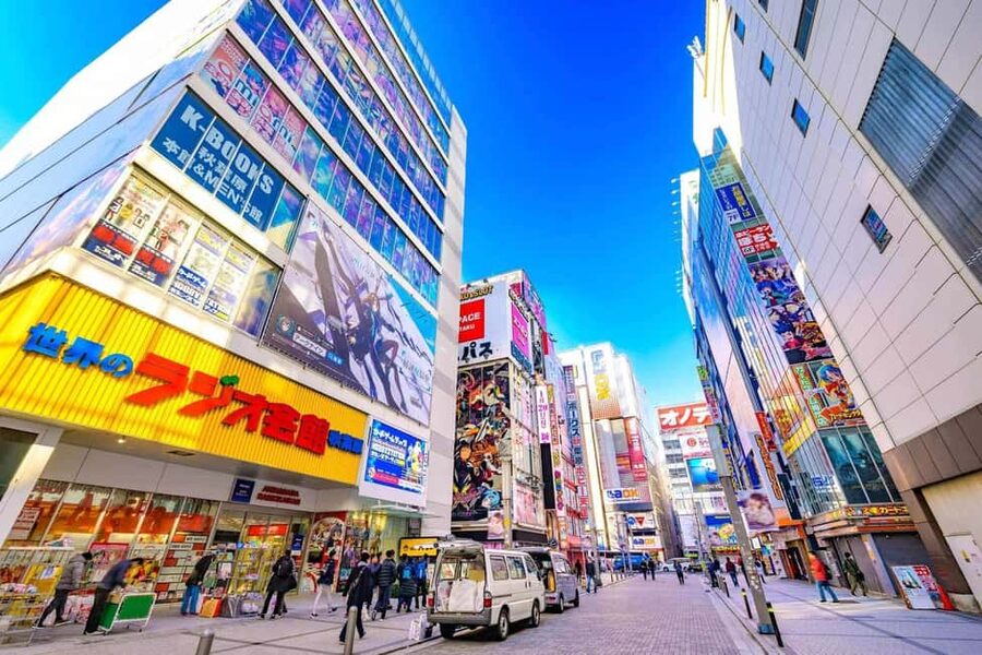 Tokyo Akihabara Anime walking tour & Maid Cafe option - Surugaya Akihabara Anime Hobby Pavilion: how to shop smart for pre-owned