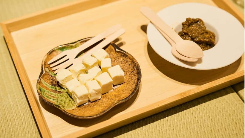 Tokyo: Asakusa Guided Food Tour with 12 Dishes & 3 Drinks - Key things to know before you go
