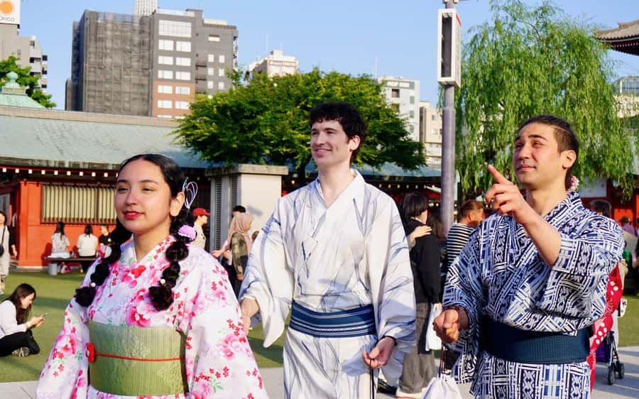 Tokyo: Asakusa Kimono Rental Experience - Optional add-ons: rickshaw ride and tea ceremony