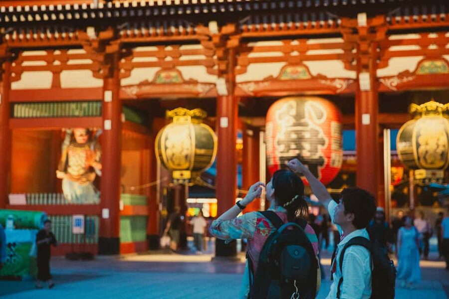 Tokyo: Asakusa Photogenic Night Walk with 1 drink - Asakusa After Dark: Why This 2-Hour Walk Works