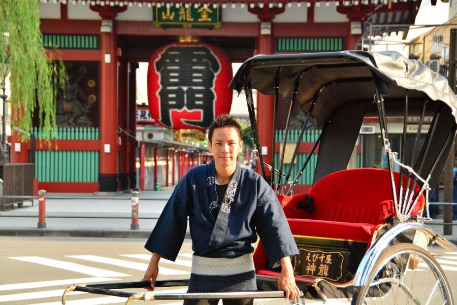 Tokyo: Asakusa Sightseeing Tour by Rickshaw - Why a rickshaw in Asakusa makes Tokyo click