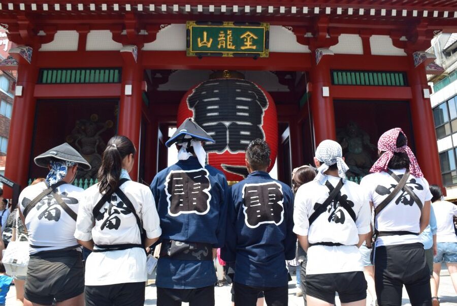 Tokyo: Asakusa Sightseeing Tour by Rickshaw - Tanuki-doori and Rokku Ward, where Asakusa gets quirky