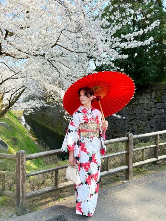 Tokyo Asakusa: Traditional Kimono Rental Experience at Wargo - Key highlights at WARGO Asakusa