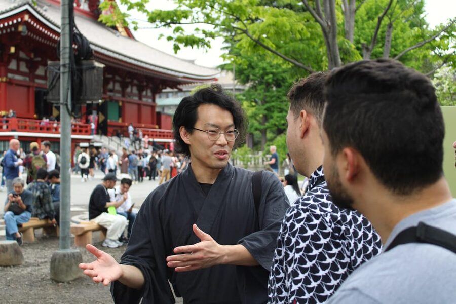 Tokyo: Asakusa Walking Tour & Comedy Night - Asakusa Smile Bar & Cafe: the comedy shift feels natural here