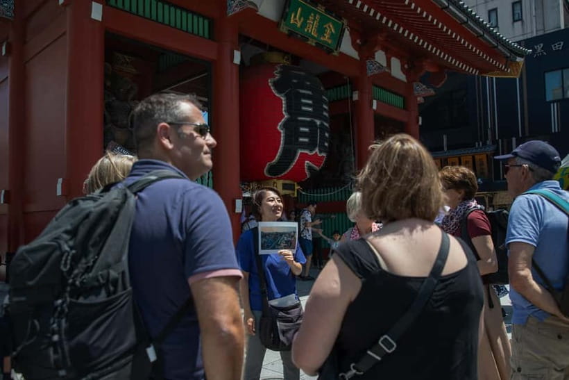 Tokyo: Asakusa Walking Tour with Sensoji Temple Visit - Sensō-ji Temple: Thunder Gate photos and real ritual details