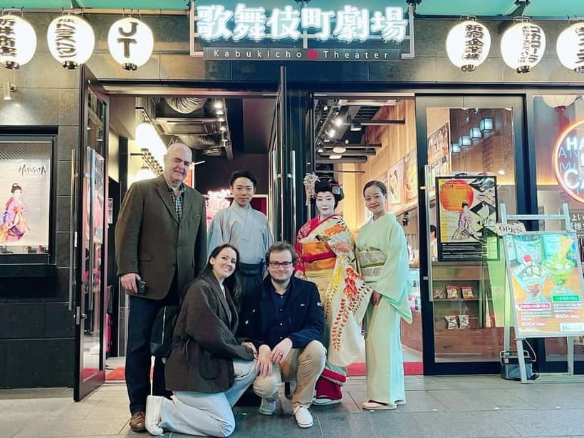 Tokyo: Authentic Japanese Dance Show ticket by professionals - Between Acts: Cultural Notes in English (So You Can Actually Follow It)