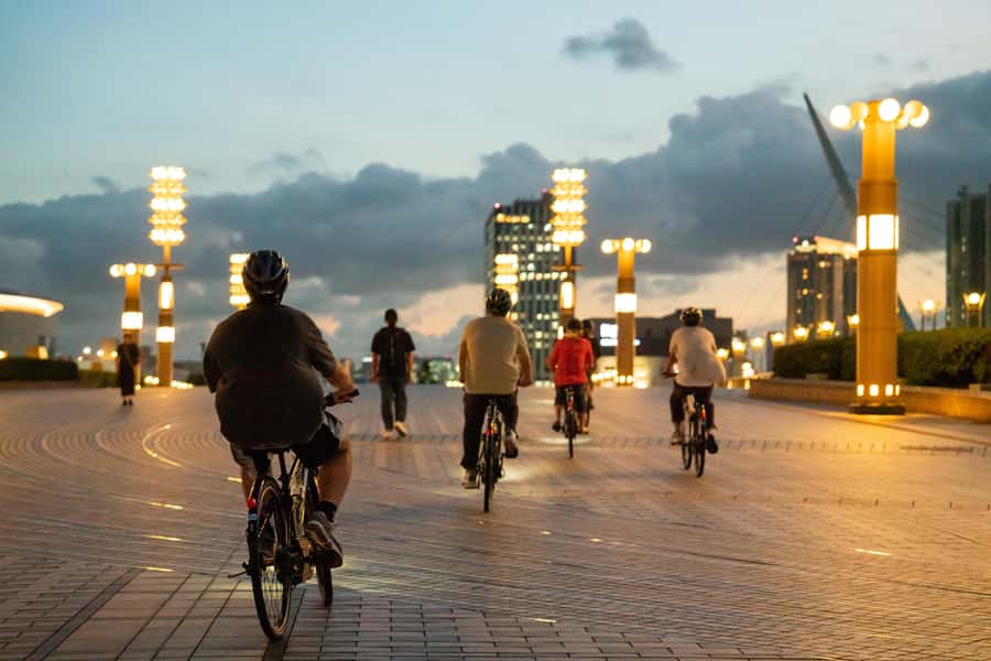 Tokyo Bay Area: Sunset Night View 3h E-bike Guided Bike Tour - Odaiba’s Main Attractions: Skytree, a Big Exhibition Hall Shape, and a 19.7m Gundam