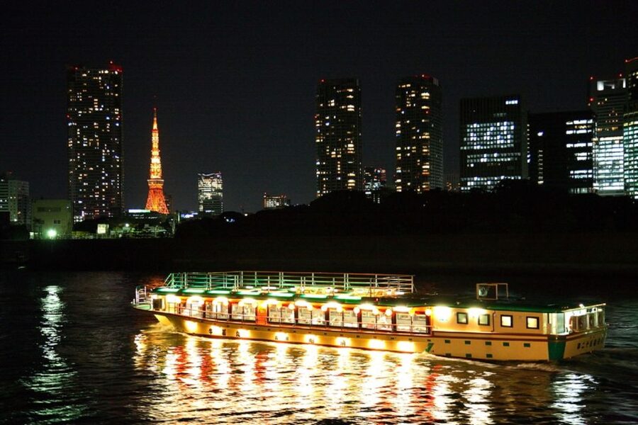 Tokyo Bay: Traditional Japanese Yakatabune Dinner Cruise - Why a Yakatabune Dinner Cruise Works in Tokyo