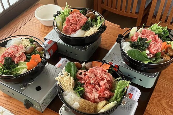 Tokyo Bay Yakatabune Dinner/Day Cruise with Japan Show and Drinks - Sukiyaki on the boat: why this dinner format works