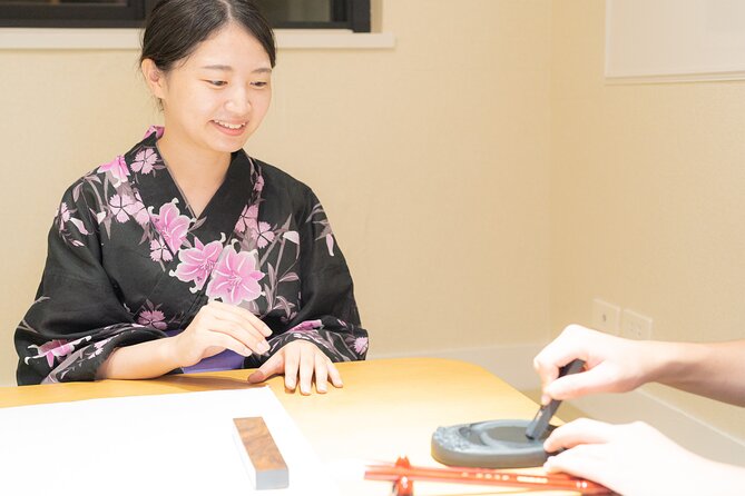 Tokyo: Calligraphy Experience at Japanese Room in Shibuya - Inkstone Prep: Grinding sumi ink before you ever write