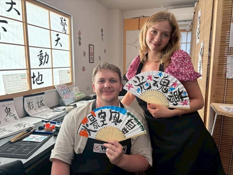 Tokyo:Calligraphy &Make your original folding fan in Asakusa - What to bring, and how to stay comfortable during the session