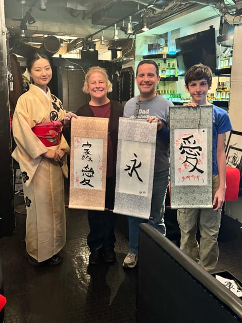 Tokyo: Calligraphy on Kanji Fan & Scroll with Drink - Getting to Shodo Cafe 7557 from Roppongi Station fast