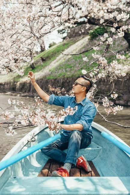 Tokyo Cherry Blossom Express Tour with Boat Ride - Ueno Park: Where Cherry Blossoms Feel Like a Full-Scale Event