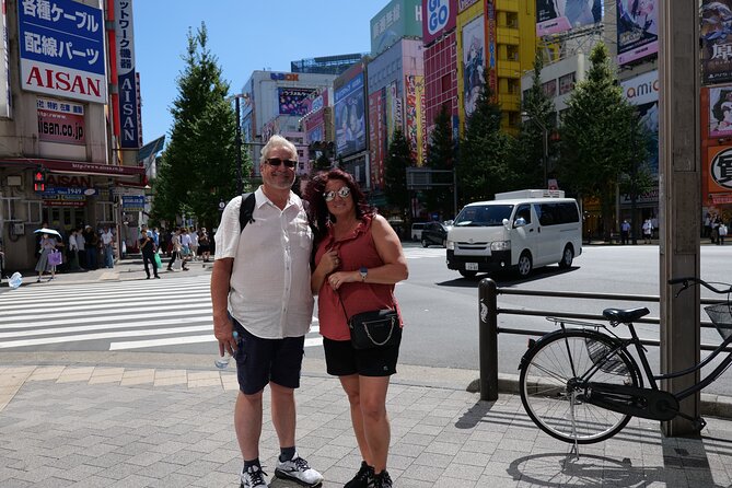 Tokyo Customized Private Walking Tour With Local Guide - Building a Tokyo day: modern neighborhoods and shrine time