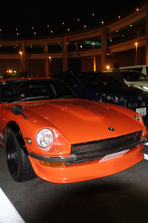 Tokyo: Daikoku Car Meet Tour at Night with JDM Guides - APIT stop on Mon-Thu: parts, engines, and quick shopping time