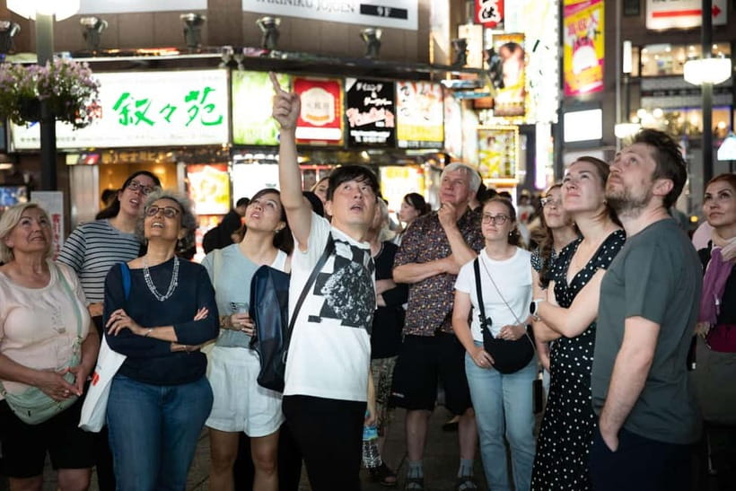 Tokyo: Dark Side of Tokyo Shinjuku Red Light Walking Tour - Key Things You’ll Notice on This 2-Hour Shinjuku Night Walk