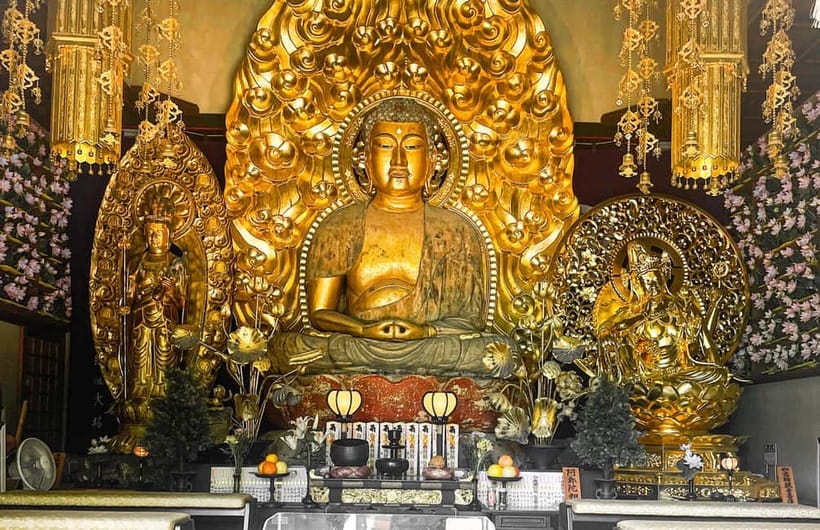 Tokyo: Day Trip to Kamakura in Spanish - Spanish - Hase-dera Temple: legends, stairs, and a great first wow