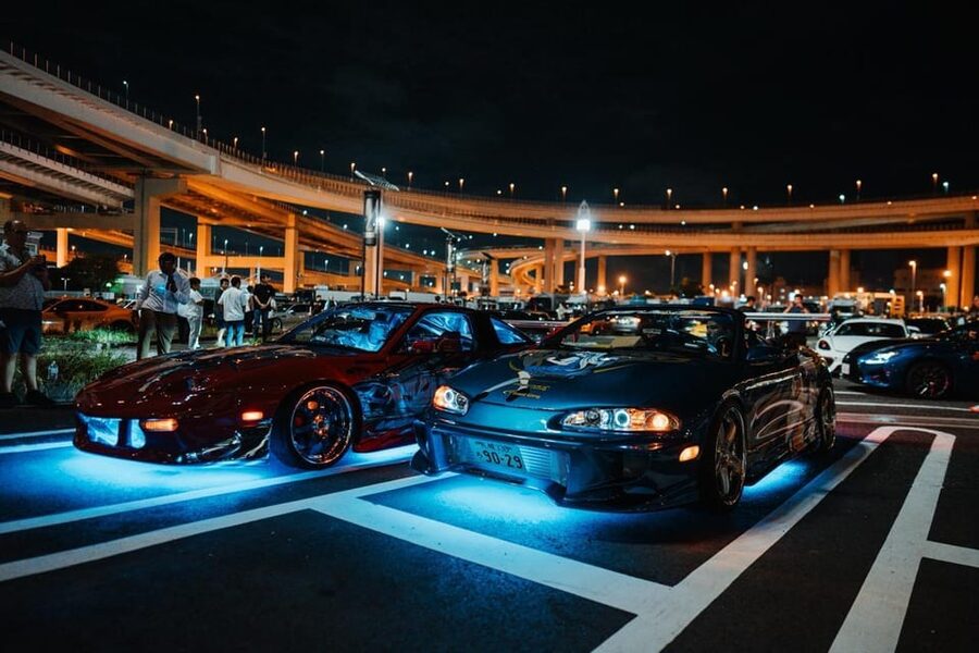 Tokyo Drift: Daikoku PA Supreme Car Experience 大黒PA - The Guides Make or Break the Night (Justin, Huang, and Tihut)
