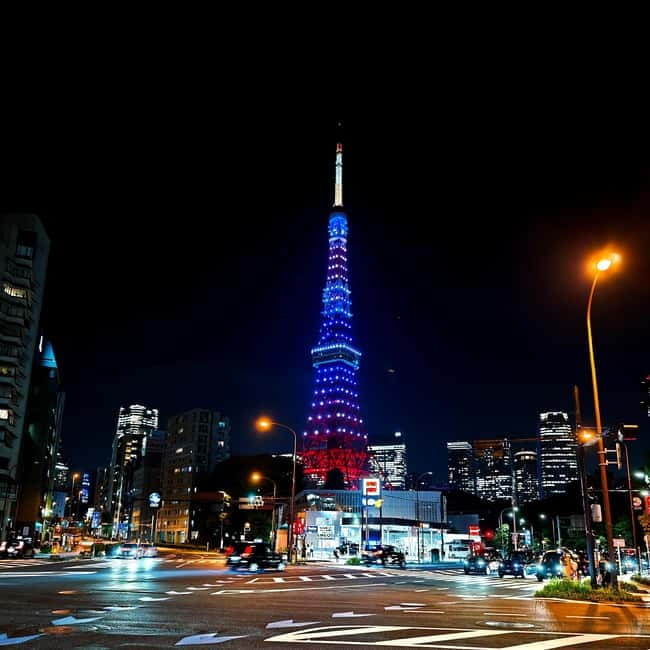 Tokyo: Evening Tour - Temples, Neon Streets & Culture - Why the tour starts after 4:00 PM
