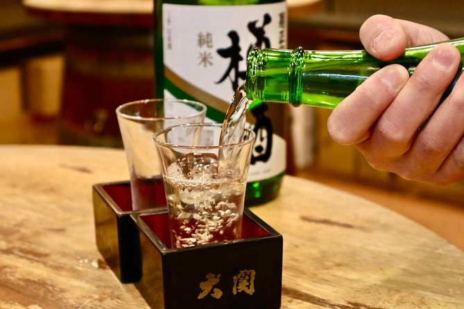 Tokyo: Food Tour in Ueno with 10+ Tastings of Japanese Classics - Starting at Ueno Station 7 Chome-1: easy meeting, then off you go