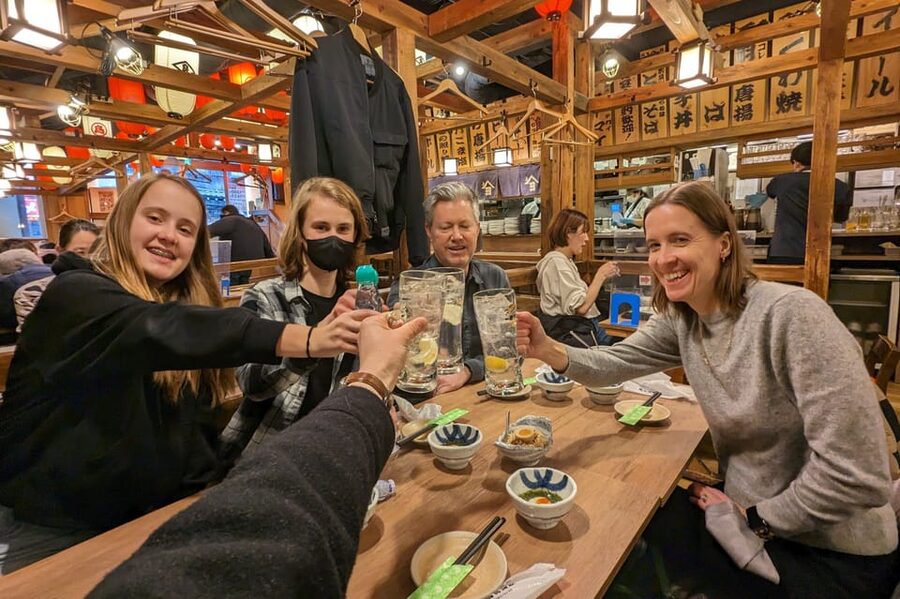 Tokyo Food Tour: The Past, Present and Future 11+ Tastings - Tokyo Station: Gift Culture and a Fruits Sando Stop