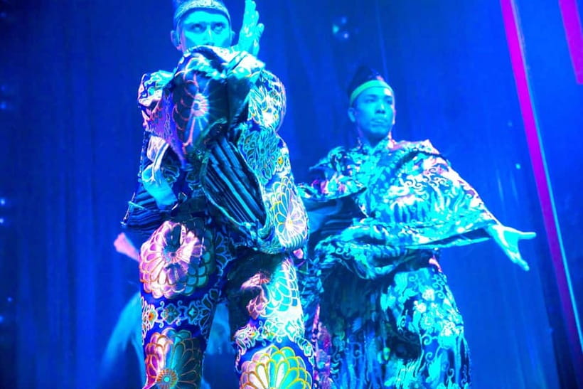 Tokyo GINZA: KONPARU Japanese Cabaret Show with Drink - Key Things That Make This Cabaret Night Worth It