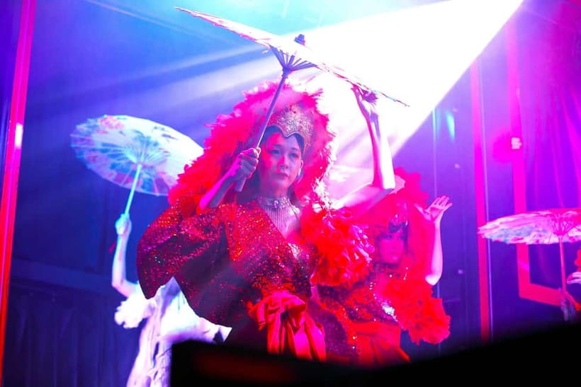 Tokyo GINZA: KONPARU Japanese Cabaret Show with Drink - FAQ