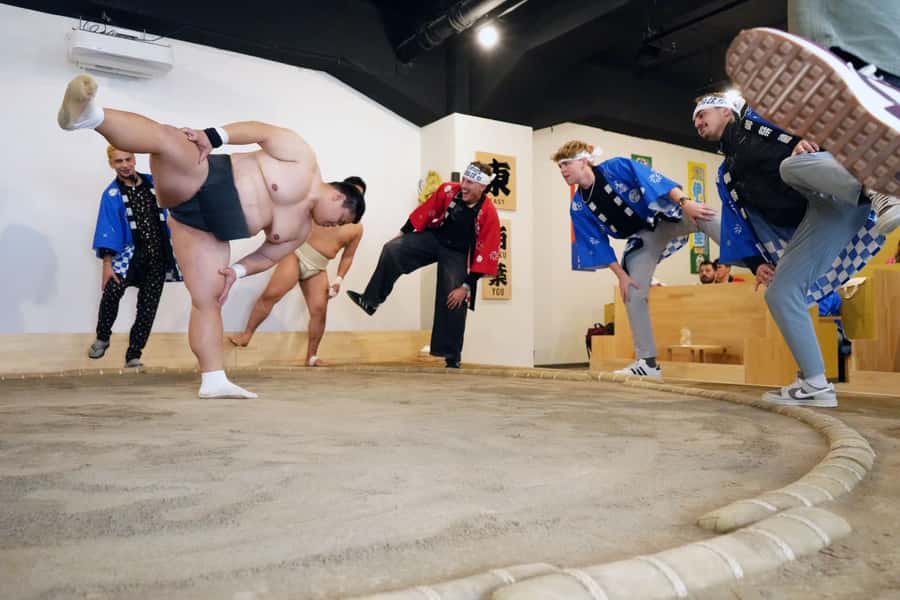 Tokyo Ginza : Sumo and Mikoshi Experience,Open from Sep. - Chanko hot pot or snack: the meal that fits the theme