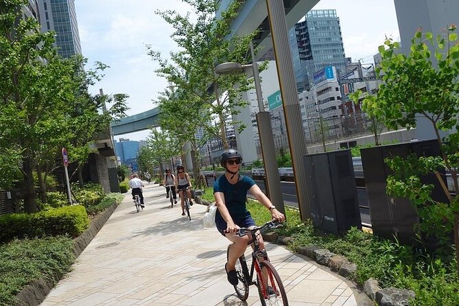 Tokyo Guided Small-Group Biking Tour - Meeting in Nishishinjuku: get fitted and rolling early