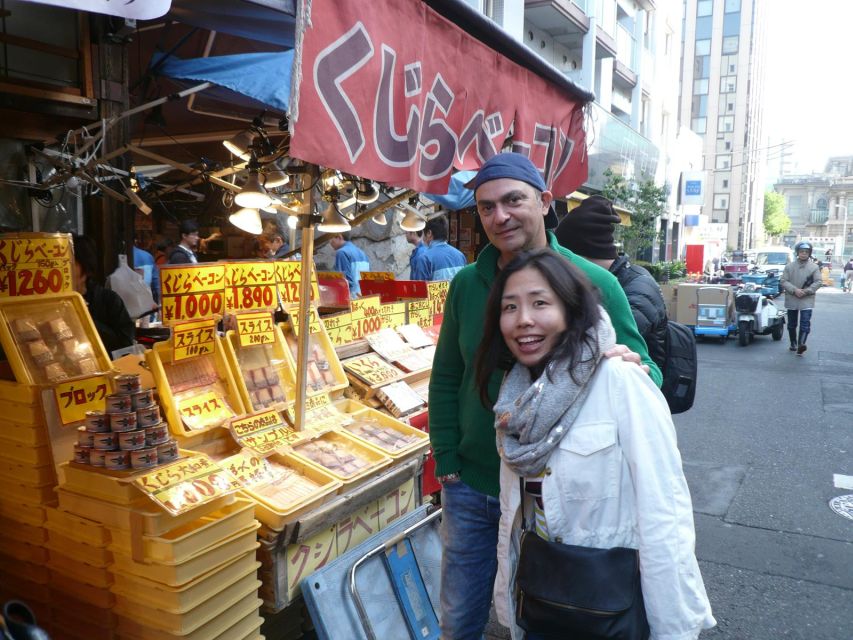Tokyo: Guided Walking Tour of Tsukiji Market with Breakfast - Walking the Outer Market with a guide who handles the lines