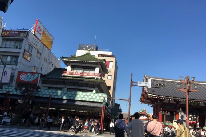 Tokyo Half Walking Day Tour with a Local Expert Guide - Shibuya Scramble Crossing from Hachikō Exit: how to make the chaos useful