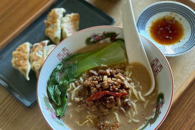 Tokyo Haneda: Bento & Ramen Gyoza Cooking Class in a Local home - Who should book this class, and who might want a different option