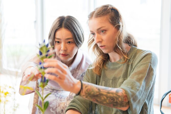 Tokyo Ikebana Wellness Art Experience near Shinjuku - The Cultural Part Is Not Lecture, It Is Part of the Design
