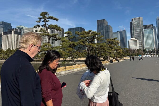 Tokyo Imperial Palace and Heritage of Edo Castle Private Tour - Tokyo Station, the Imperial Palace, and Edo Castle as one linked story