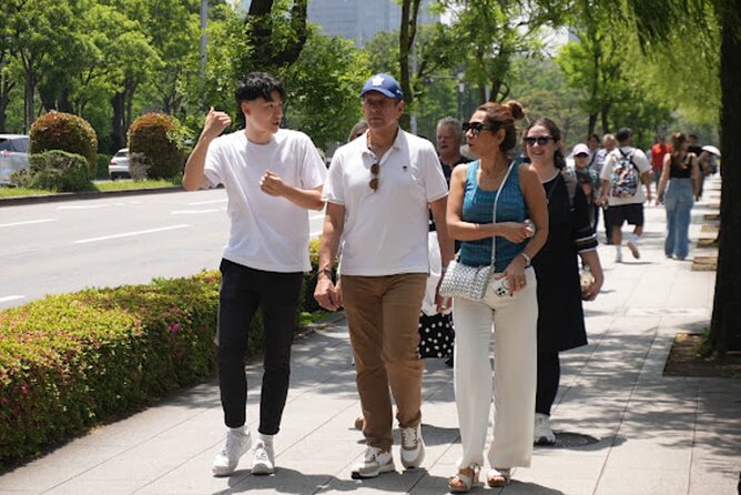 Tokyo: Imperial Palace and Shogun Historical Walking Tour - Imperial Palace East Gardens, and the Edo Castle story you can actually see