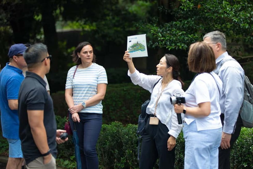 Tokyo: Imperial Palace East Gardens Walking Tour - Meeting at Starbucks by Kokyo Gaien, then starting the slow walk