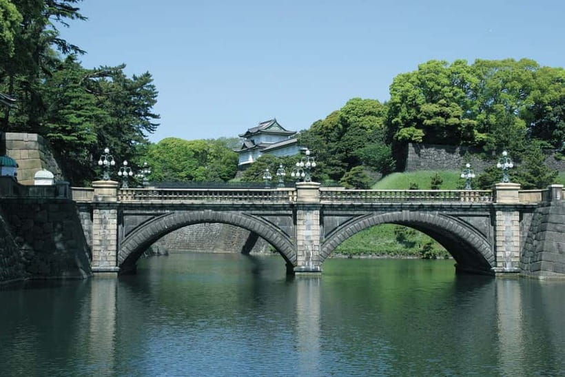 Tokyo: Imperial Palace, Sensō-ji Temple, & Tokyo Tower Tour - Imperial Palace Outer Area: what you see, what you skip