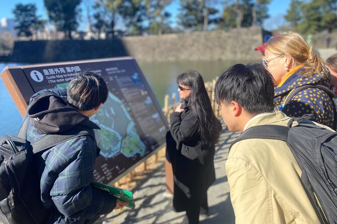 Tokyo Imperial Palace with Kagurazaka Alley Tour - What to wear and how to plan your day around this route
